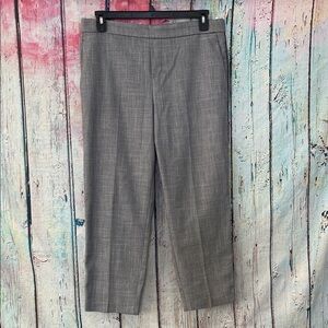 Old Navy Gray Cropped Trousers 14